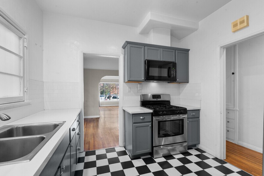 More Photos Of 327 N Ogden Dr, Los Angeles Apartments For Sale
