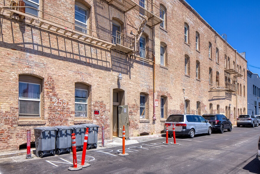 More Photos Of 574 3rd St, San Francisco Apartments For Sale