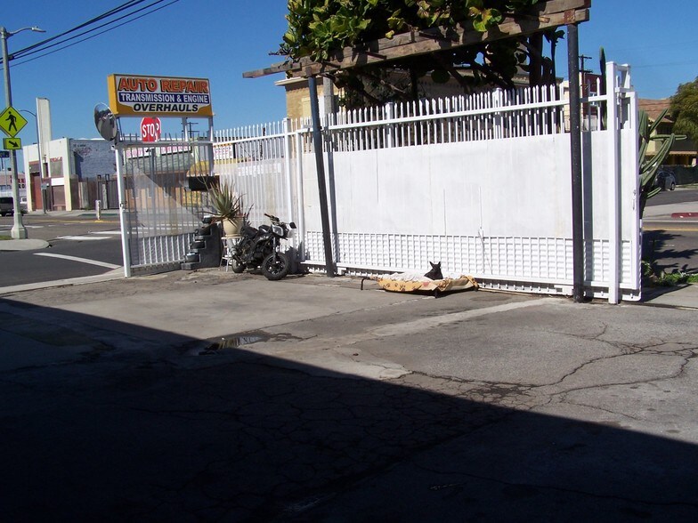 More Photos Of 1424 W Jefferson Blvd, Los Angeles Auto Repair For Sale