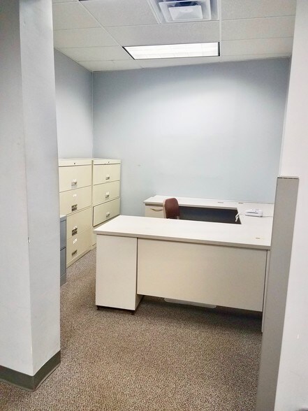 More Photos Of 112 Merrick Rd, Lynbrook Office For Lease