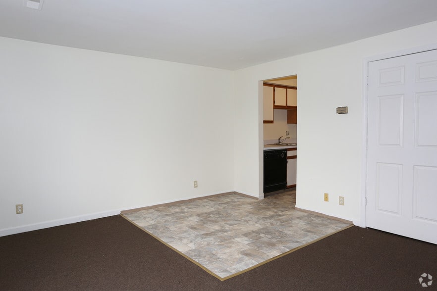 More Photos Of 190 Manhattan Ave, Buffalo Apartments For Sale