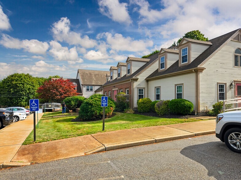 More Photos Of 1025 Plain St, Marshfield Coworking Space