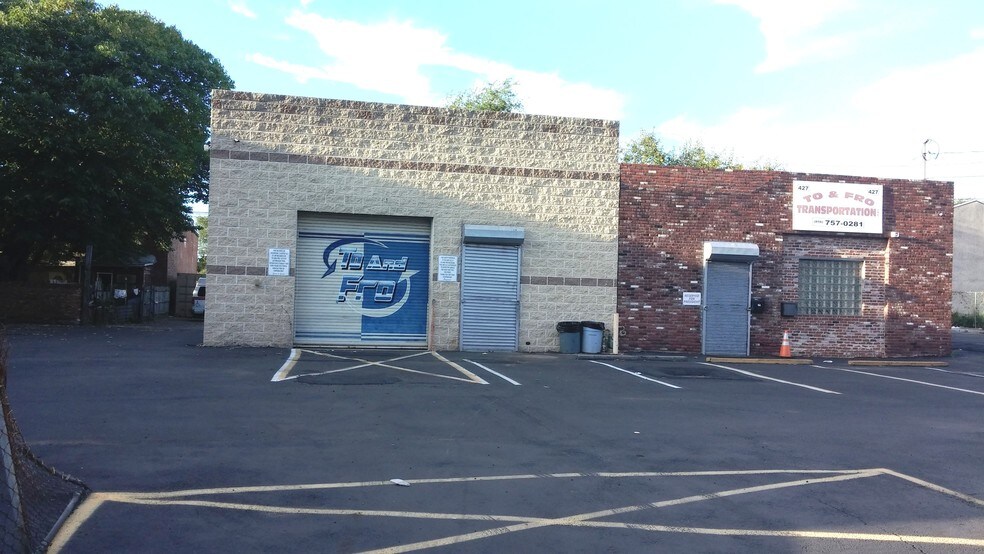 423 Walnut St Unit 433  