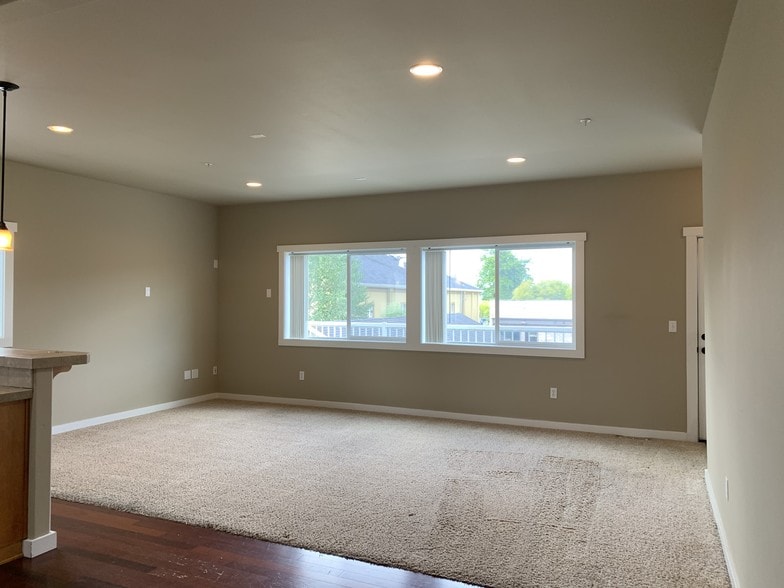 More Photos Of 308-314 NE 1st Ave, Battle Ground Apartments For Lease