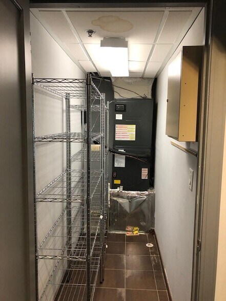 More Photos Of 21 George St, Charleston Apartments For Lease