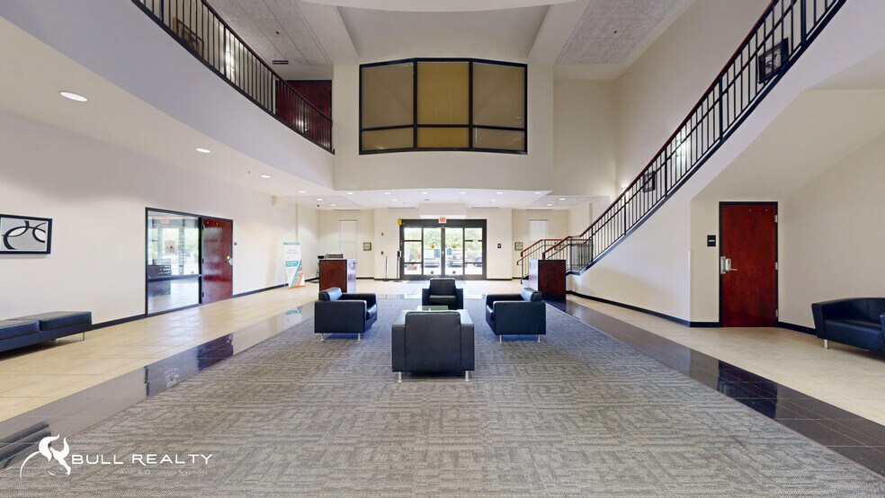 More Photos Of 34 Upper Riverdale Rd, Riverdale Medical For Lease