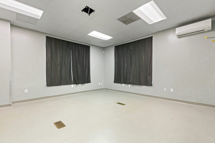 More Photos Of 4205 W Atlantic Ave, Delray Beach Medical For Lease