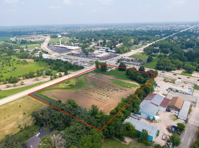 More Photos Of 10603 N Il Route 47, Huntley Land For Lease