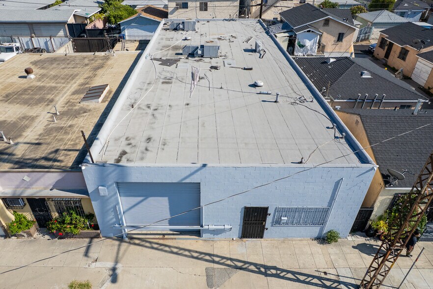 More Photos Of 1412 S Gerhart Ave, Commerce Warehouse For Lease