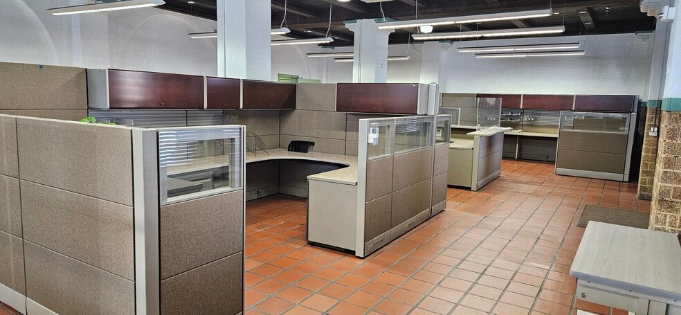 More Photos Of 1170 W 3rd St, San Bernardino Storefront Retail Office For Lease