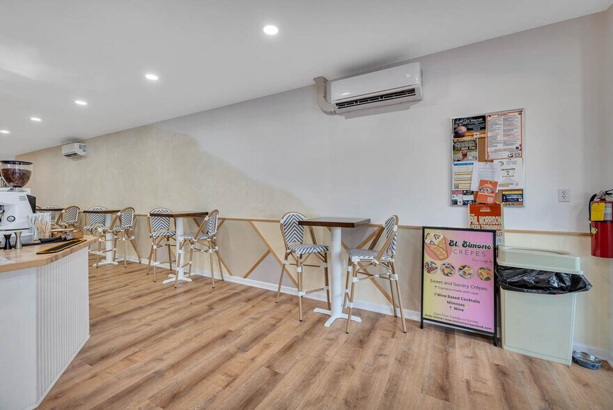 More Photos Of 1514 Newcastle St, Brunswick Storefront For Sale