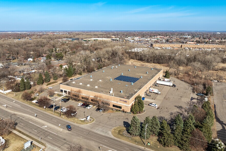 More Photos Of 7624 Boone Ave N, Brooklyn Park Manufacturing For Sale