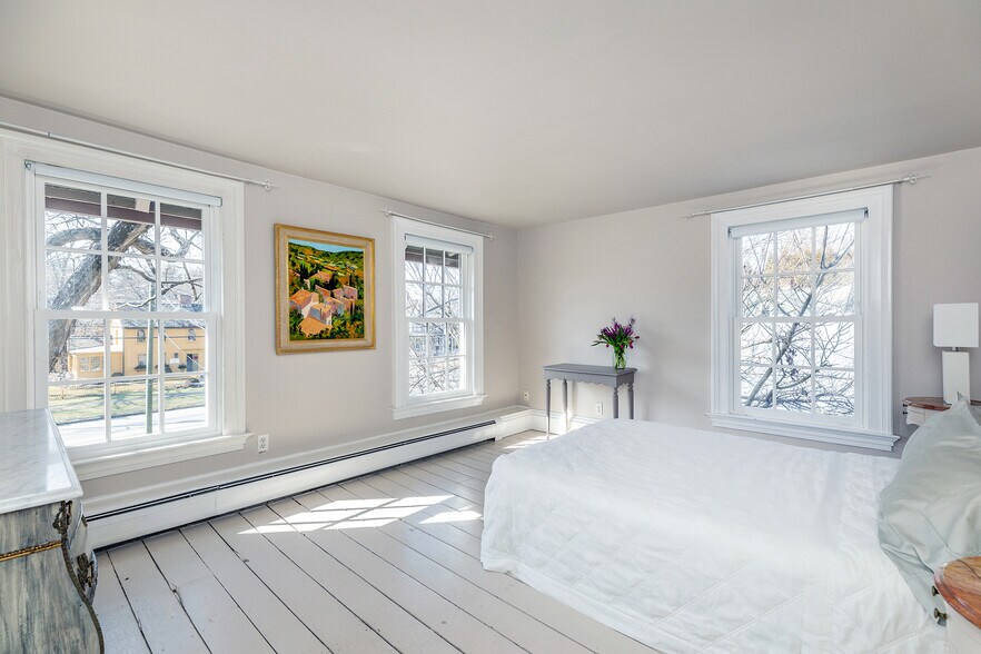 More Photos Of 259 Main St S, Woodbury Apartments For Lease