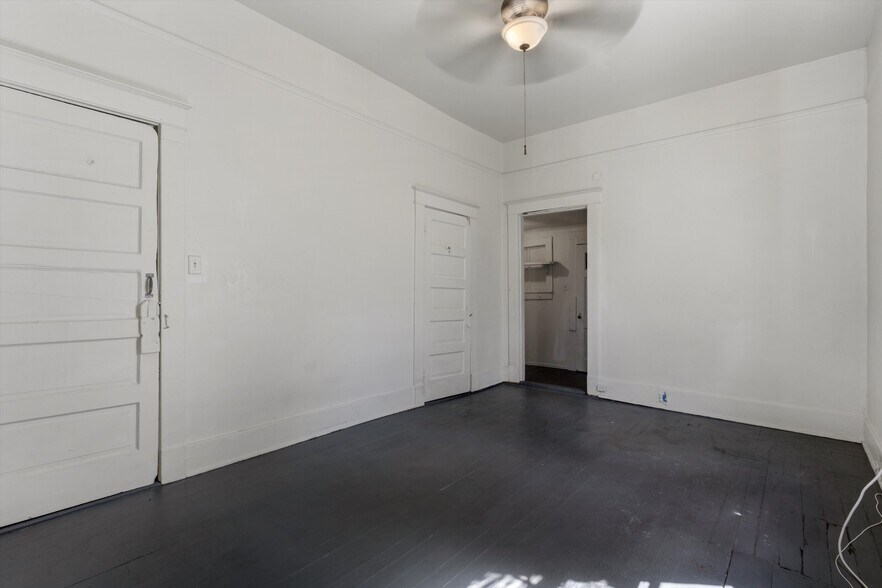 More Photos Of 2053 Linden Ave, Memphis Apartments For Sale