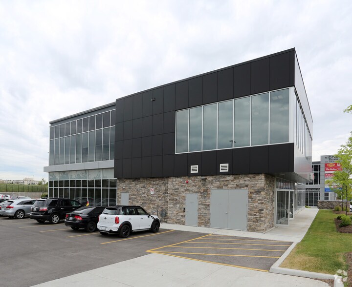 More Photos Of 2630 Rutherford Rd, Vaughan Storefront Retail Office For Sale