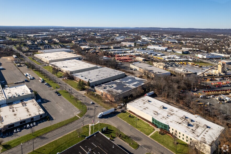 More Photos Of 161 Helen St, South Plainfield Warehouse For Lease
