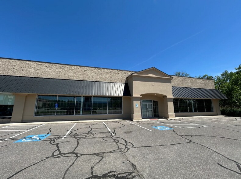 More Photos Of 5510 Franklin St, Michigan City Freestanding For Lease