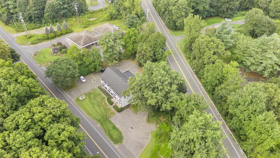 More Photos Of 276 Main St, Farmington Medical For Sale