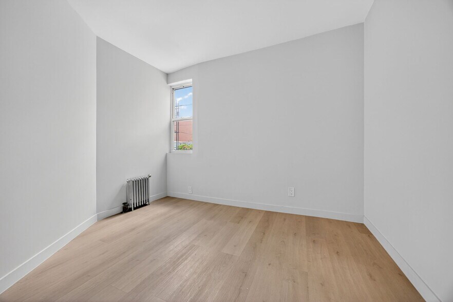 More Photos Of 341 E 51st St, Brooklyn Apartments For Sale