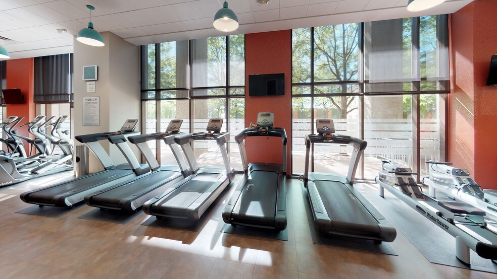 More Photos Of 525 N Tryon St, Charlotte Office For Lease