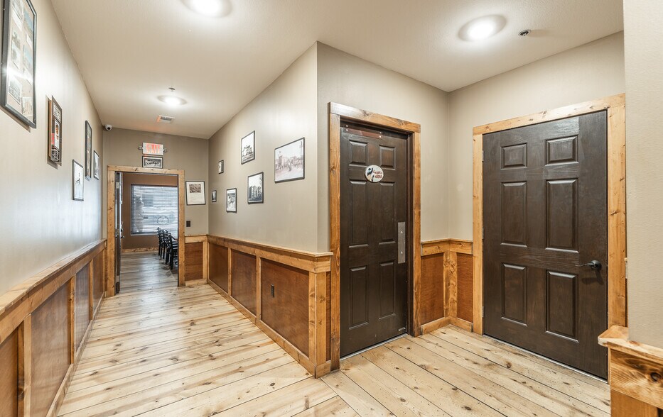 More Photos Of 717 N Pine St, Rolla Restaurant For Sale