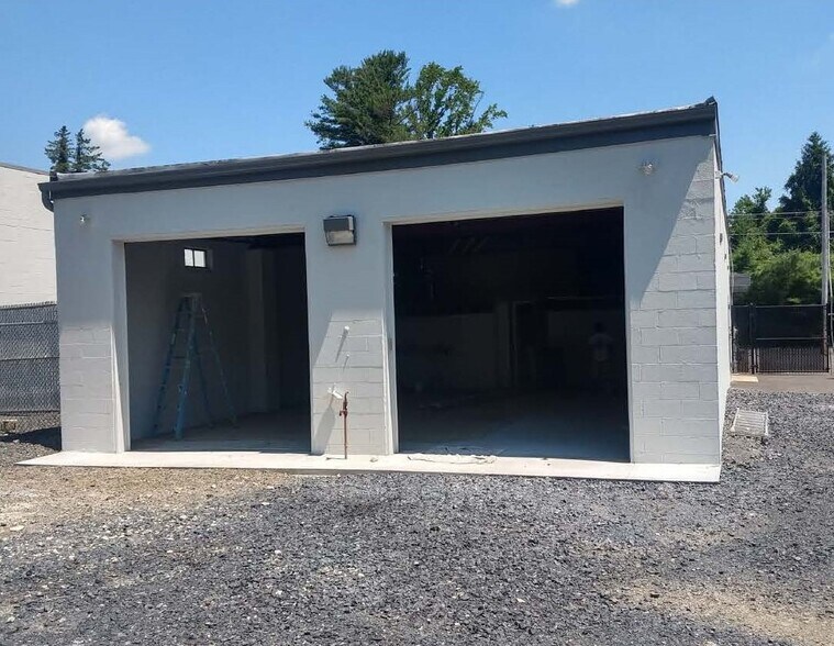 More Photos Of 62 Birch Ave, Little Silver Flex For Lease