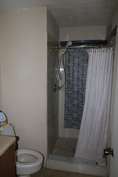 More Photos Of 980 SW 6th Ave, Ocala Office For Sale