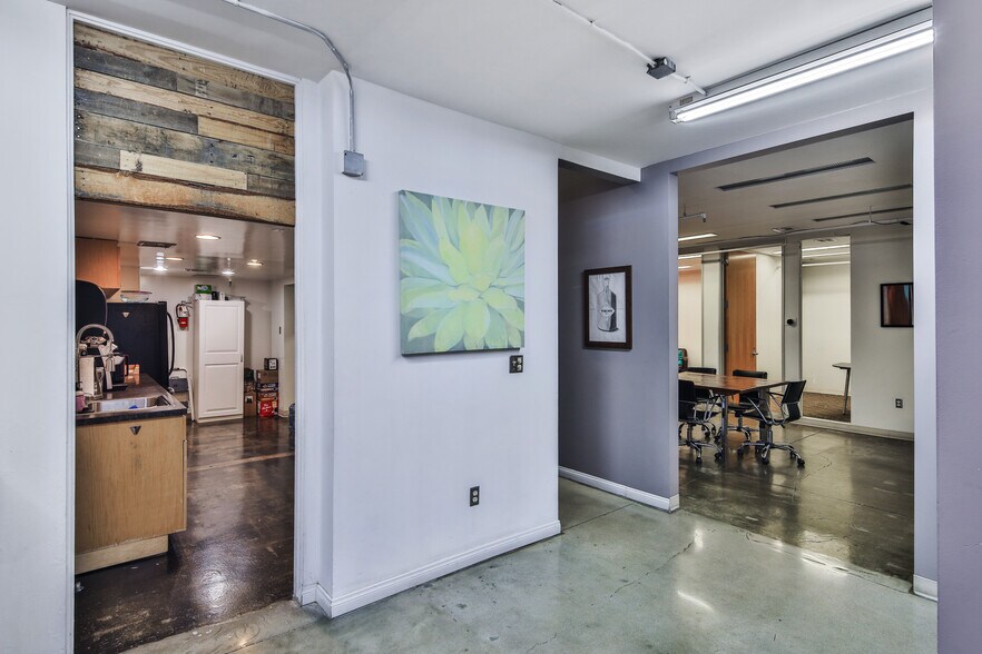 More Photos Of 3720 Skypark Dr, Torrance Research And Development For Lease