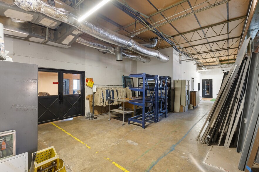 More Photos Of 8777 Governors Row, Dallas Distribution For Sale