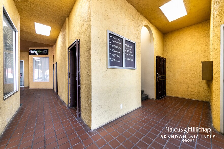 More Photos Of 816-820 San Fernando Rd, San Fernando Storefront Retail Office For Sale