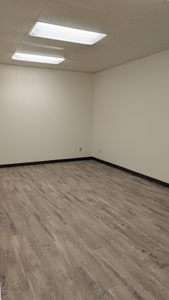 More Photos Of 1133 San Leandro Blvd, San Leandro General Retail For Lease