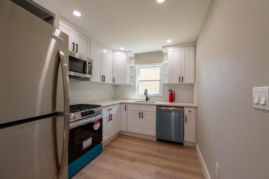 More Photos Of 34 Oakland St, Bridgeton Apartments For Sale