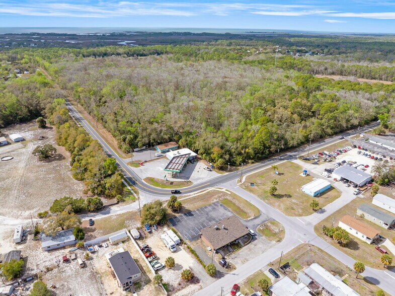 More Photos Of 7390 Shoal Line Blvd, Weeki Wachee Specialty For Sale