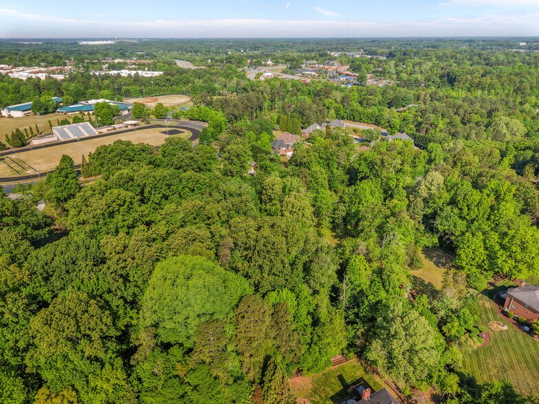 More Photos Of 1226 A & B Jefferson Rd, Greensboro Land For Sale