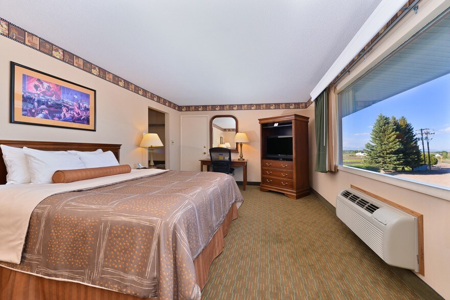 More Photos Of 2830 US Highway 160 W, Monte Vista Hotel For Sale