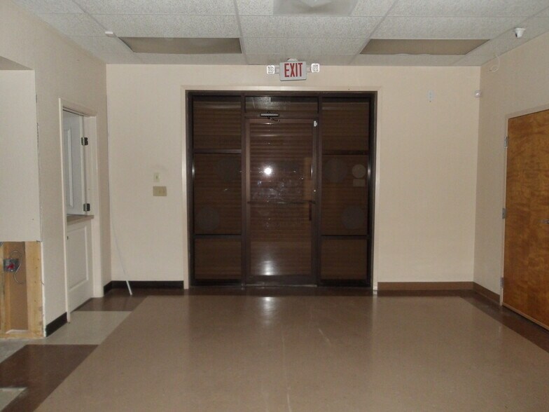 More Photos Of 707 W Sesame Dr, Harlingen Office For Sale