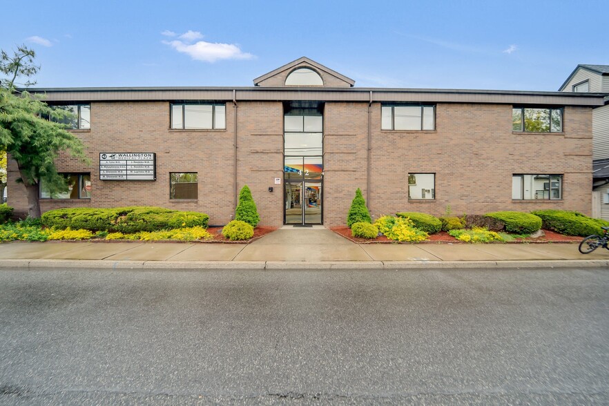 Primary Photo Of 42 Locust Ave, Wallington Medical For Lease