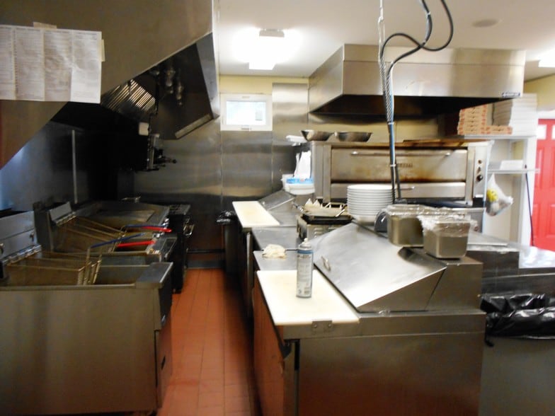 More Photos Of 148 Elizabeth St, Derby Restaurant For Lease