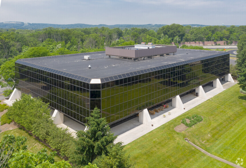 Primary Photo Of 600 Parsippany Rd, Parsippany Office For Lease