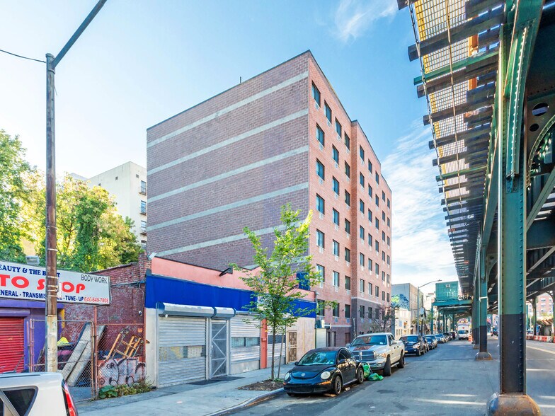 More Photos Of 1318 Southern Blvd, Bronx Apartments For Lease