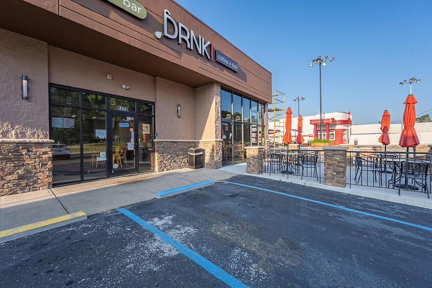 More Photos Of 5229 Madison Rd, Cincinnati Storefront Retail Office For Lease