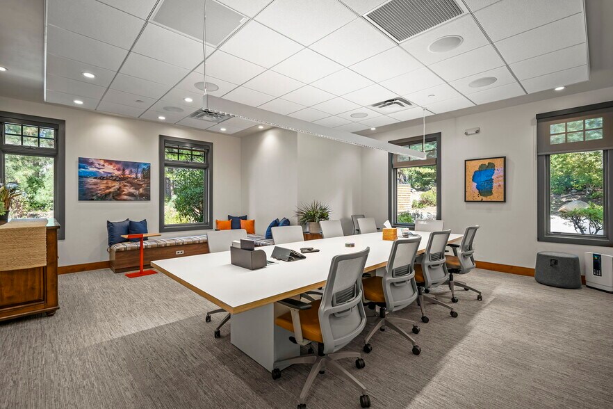 More Photos Of 936 Southwood Blvd, Incline Village Loft Creative Space For Lease