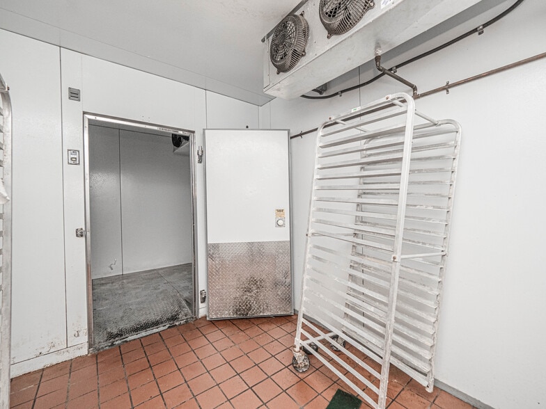 More Photos Of 401 Walker Dr, Henderson General Retail For Sale