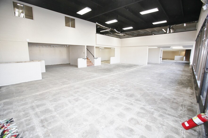 More Photos Of 2739 Castro Valley Blvd, Castro Valley Unknown For Lease