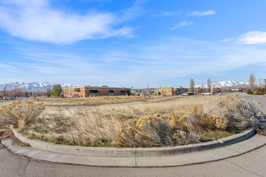 More Photos Of 1422 N Redwood Rd, Saratoga Springs Land For Sale