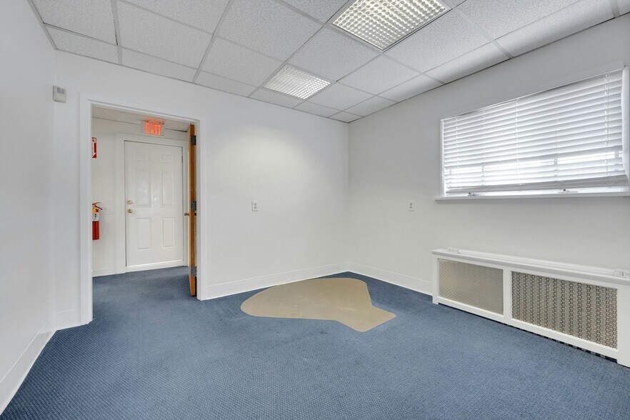 More Photos Of 5 Montague St, Yonkers Office For Lease