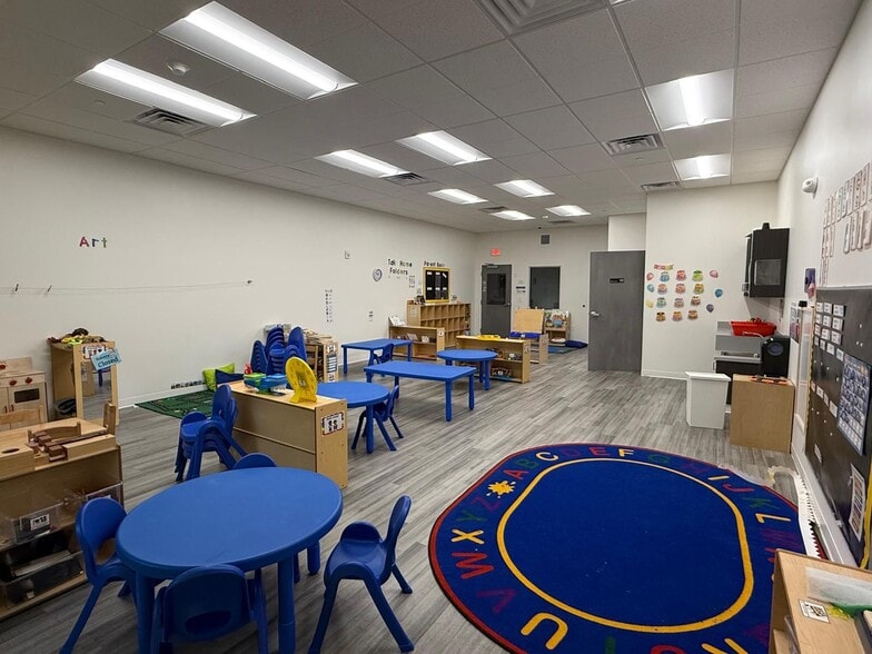 More Photos Of 10308 Cardera Dr, Riverview Schools For Sale