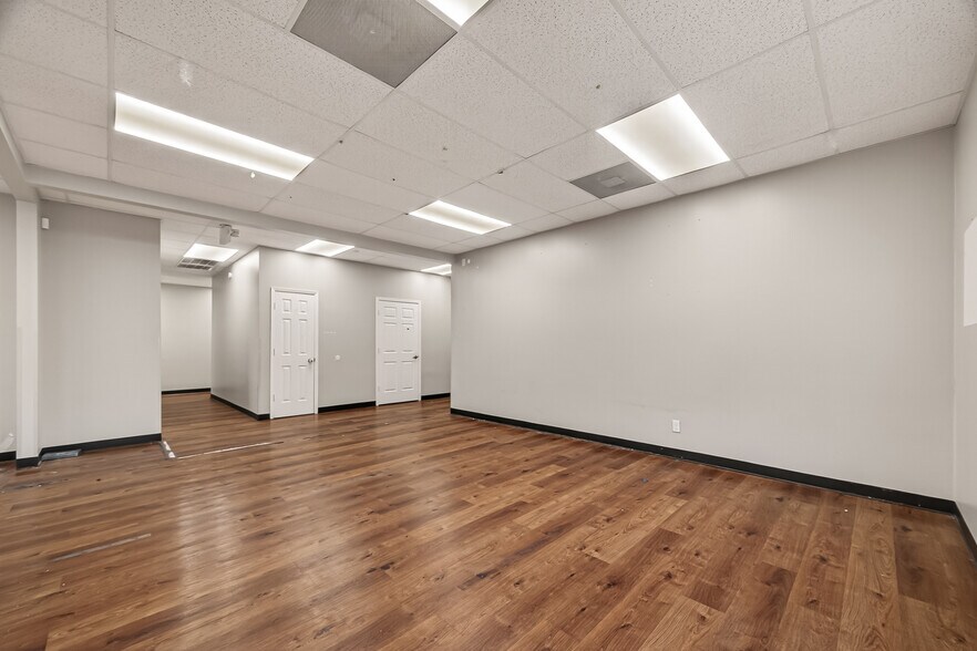 More Photos Of 2223 Dorrington St, Houston Medical For Lease