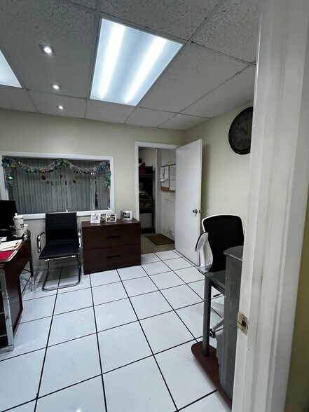 More Photos Of 3100 NW 72nd Ave, Miami Industrial For Sale