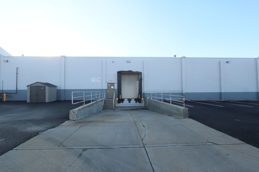 More Photos Of 706 N White Horse Pike, Magnolia Freestanding For Sale